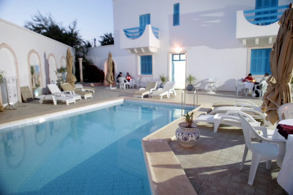 Construção e Renovação de Piscinas — Algarve
